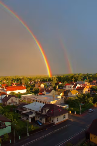 Duha nad městem
